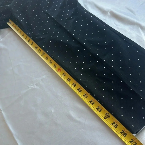 Liz Claiborne Career ‘Emma’ ankle  pants EUC size 8 - Picture 6 of 8